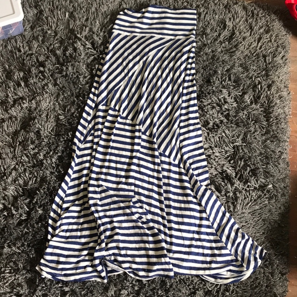 Long maternity maxi skirt